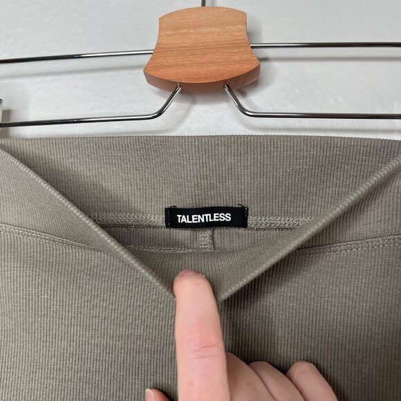 Talentless Womens Ribbed Knit Olive Green Active Biker Shorts XS - Picture 2 of 8